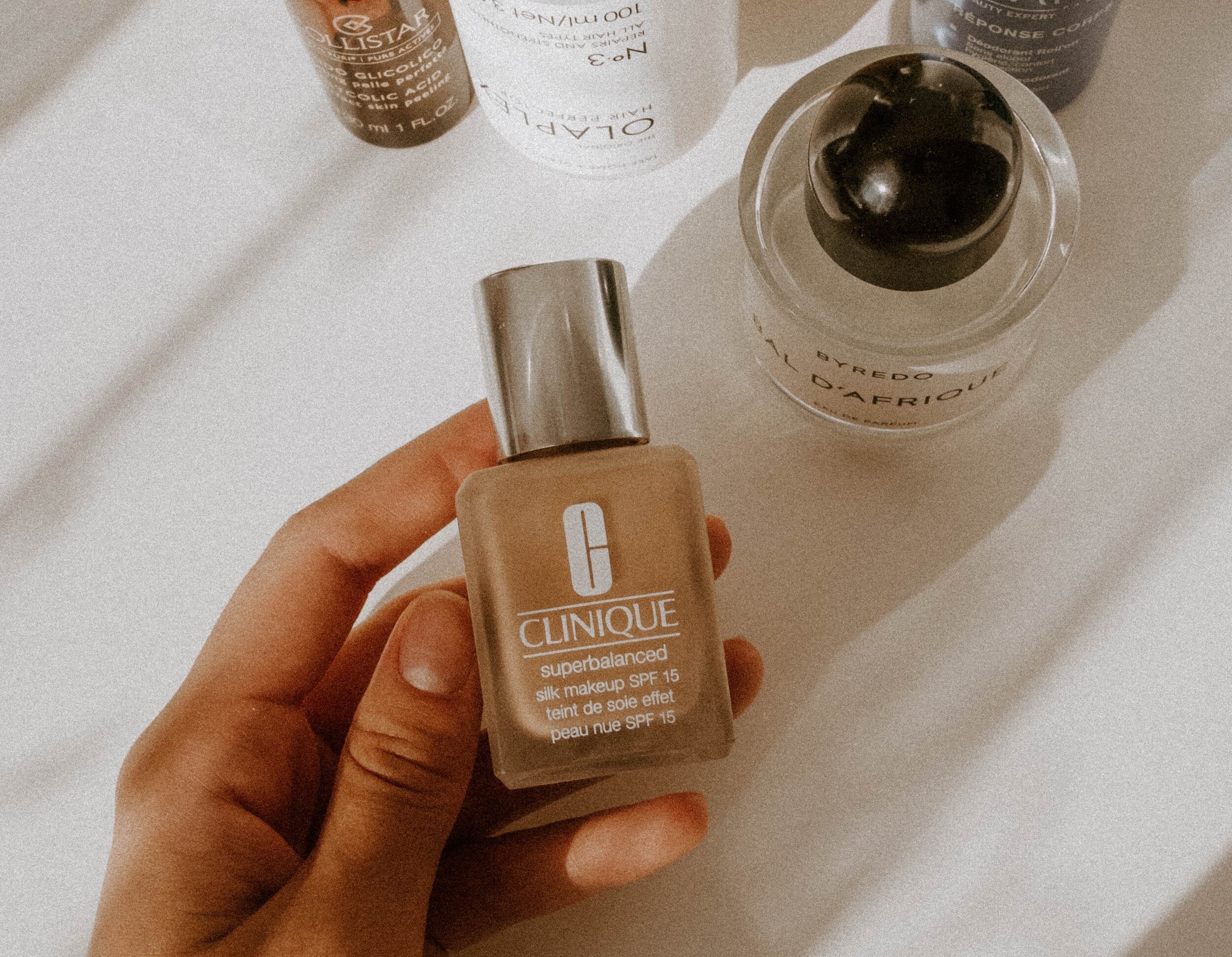 This Is Exactly How To Choose The Right Foundation Shade Once And For All