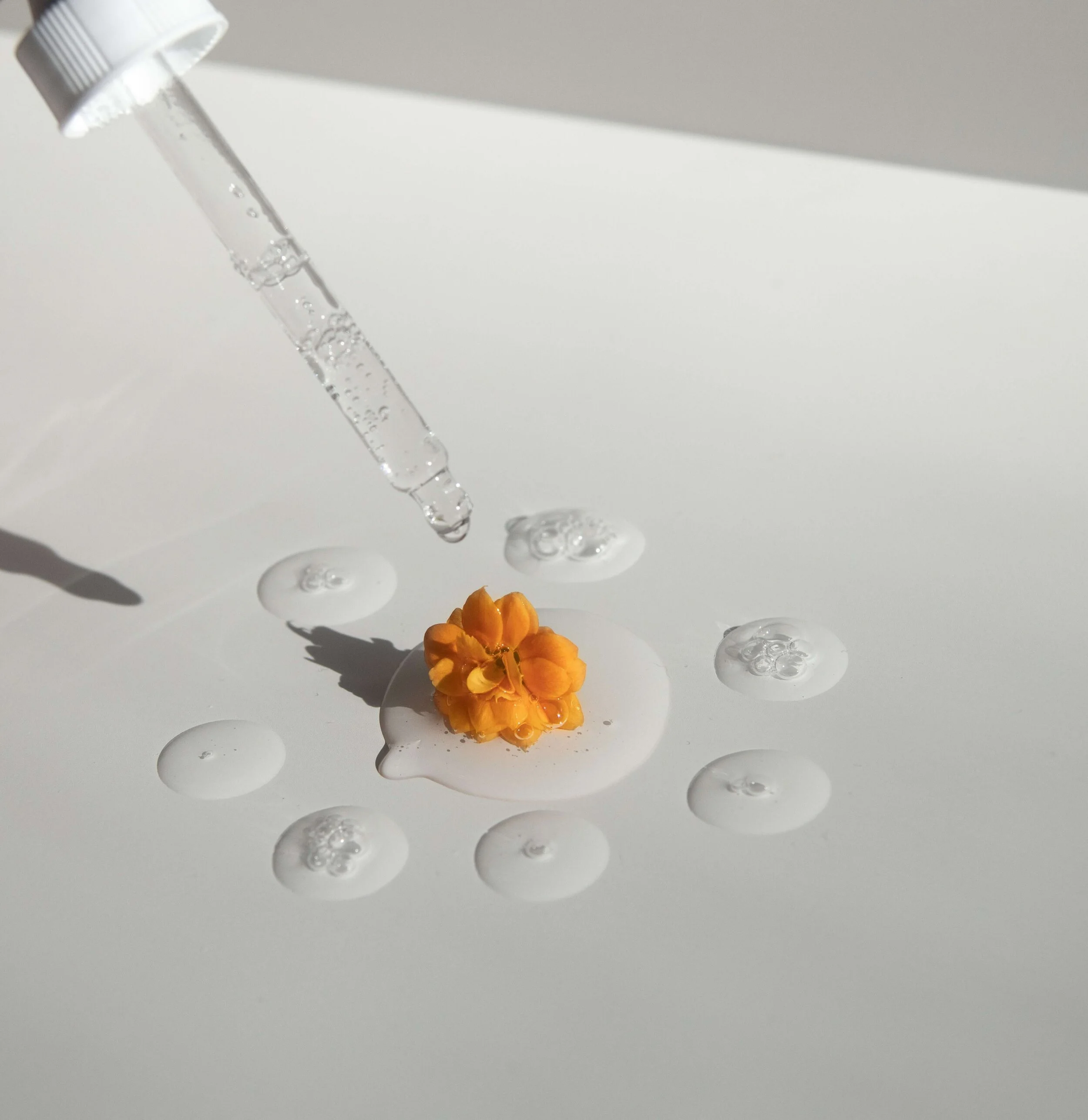 Here’s The Murky Science Behind The 10 Most Popular Essential Oils