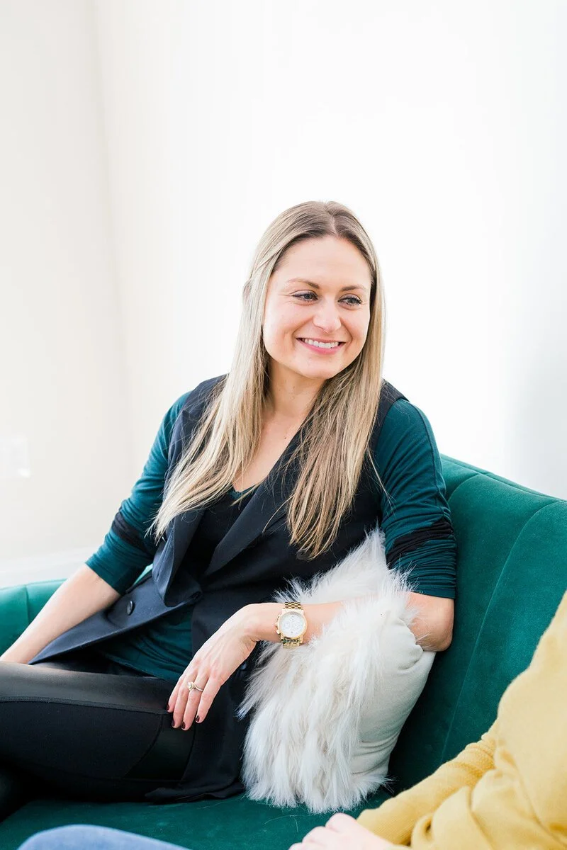 9 Ways To Feel Our Feelings Without Being Horrible To Other People, According To A Therapist