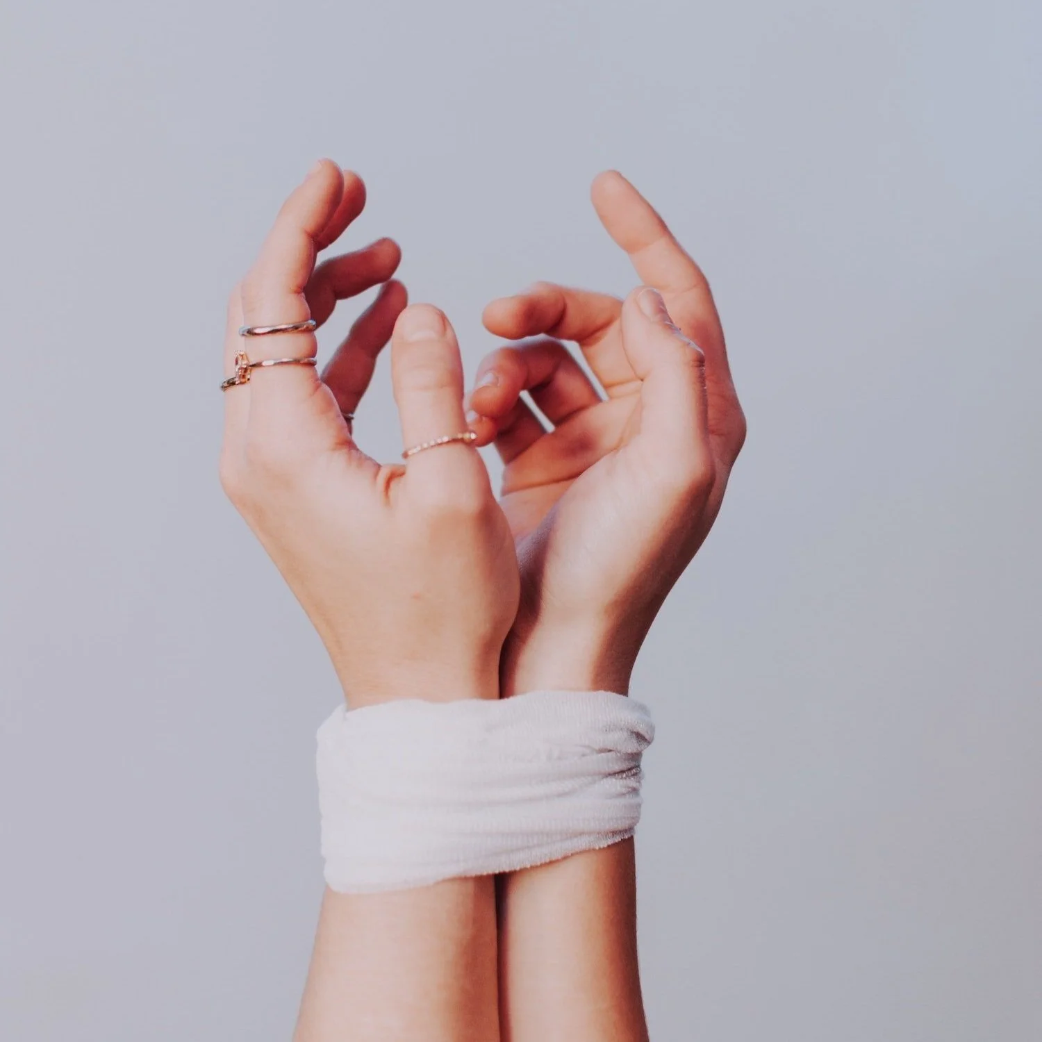 7 Signs You Were Raised In An Enmeshed Family