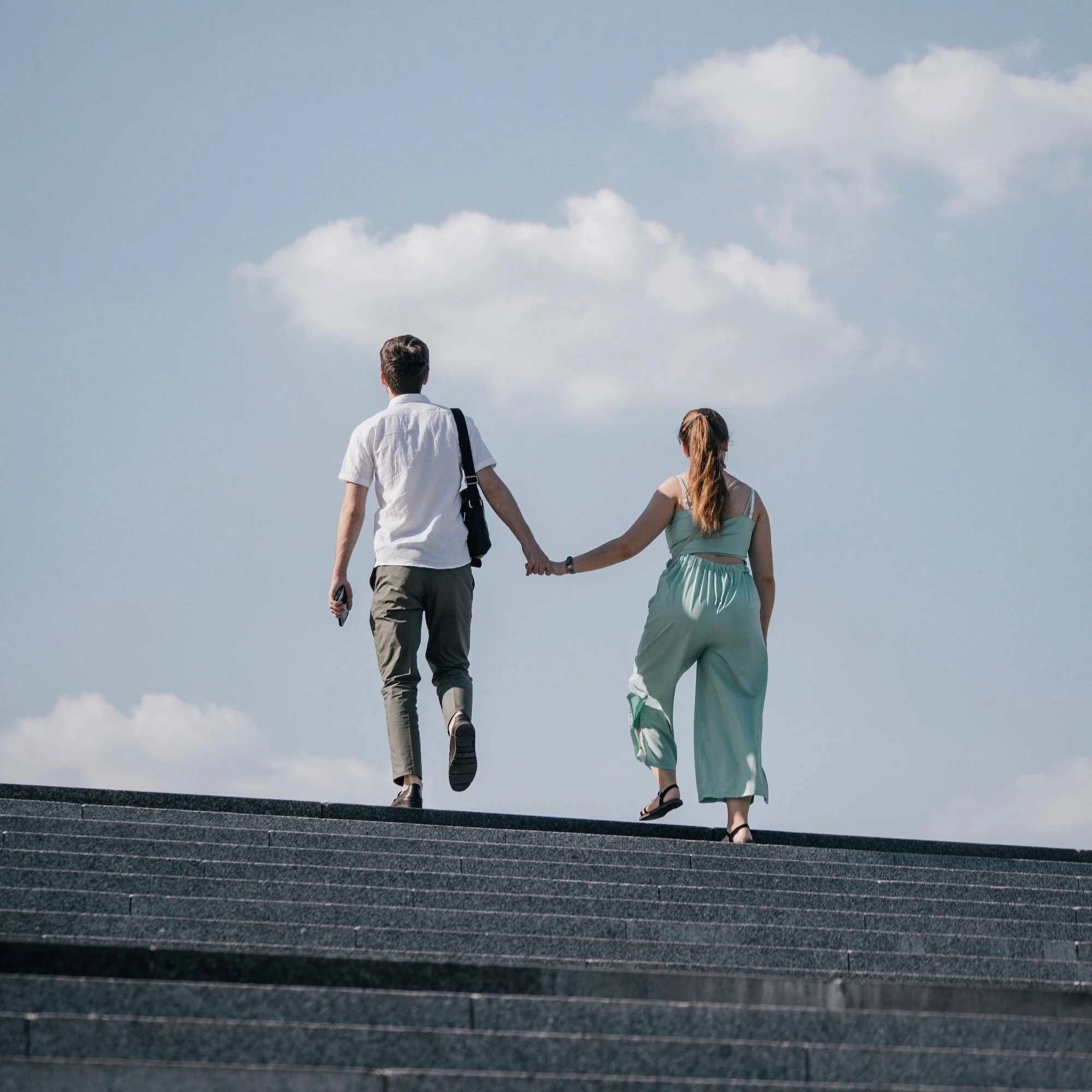 Oh Look! We Found A Man Giving Relationship Advice To Other Men!