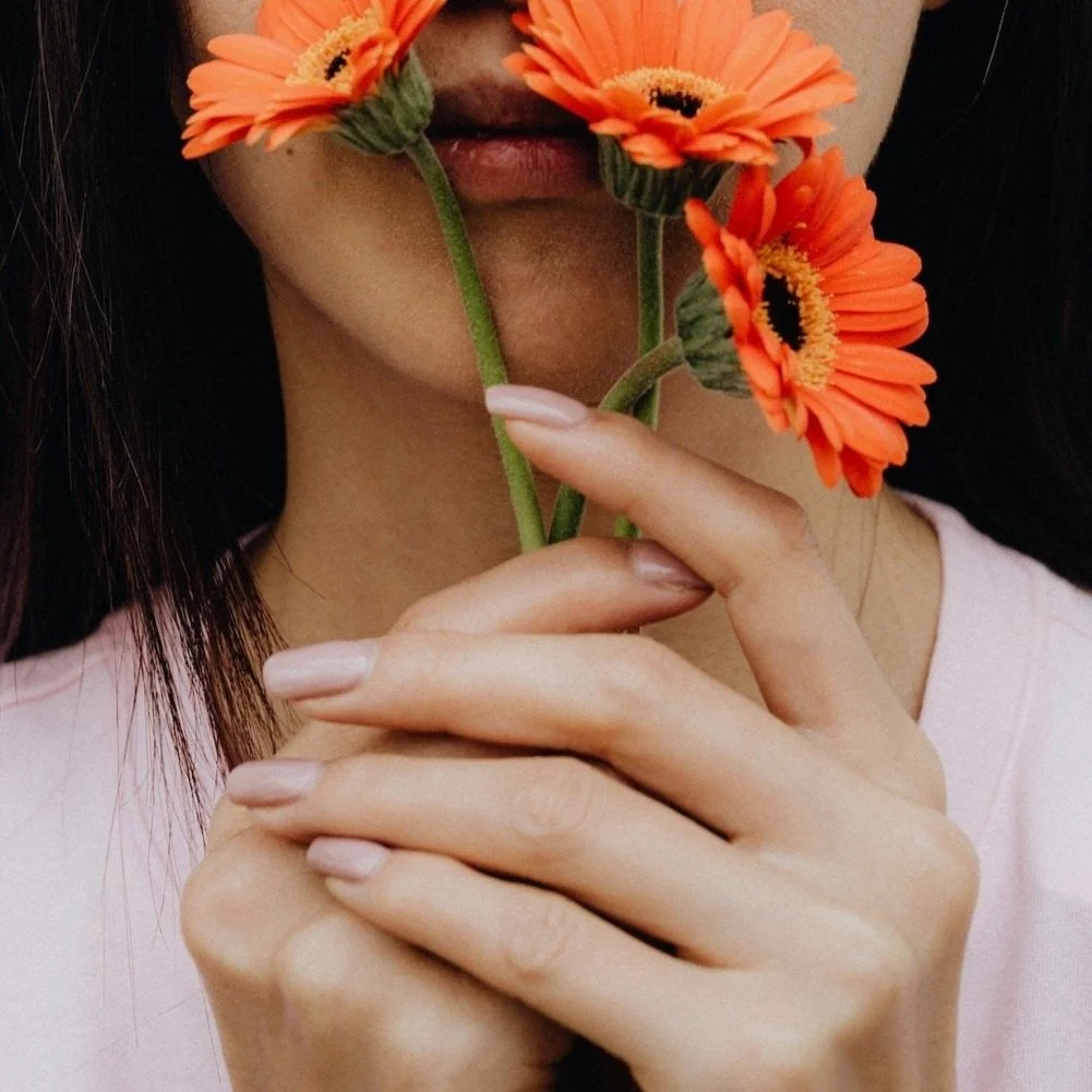 This One Product You’re Not Using Is Making Your Lips Look Small, Wrinkled, And Shriveled 