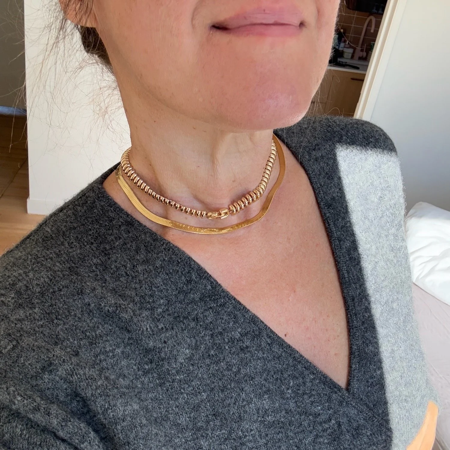 We Fiiiiiinally Found A Jewelry Brand Making Stunning, Lifetime Pieces We Can Afford That Don't Fall Apart After 3 Wears