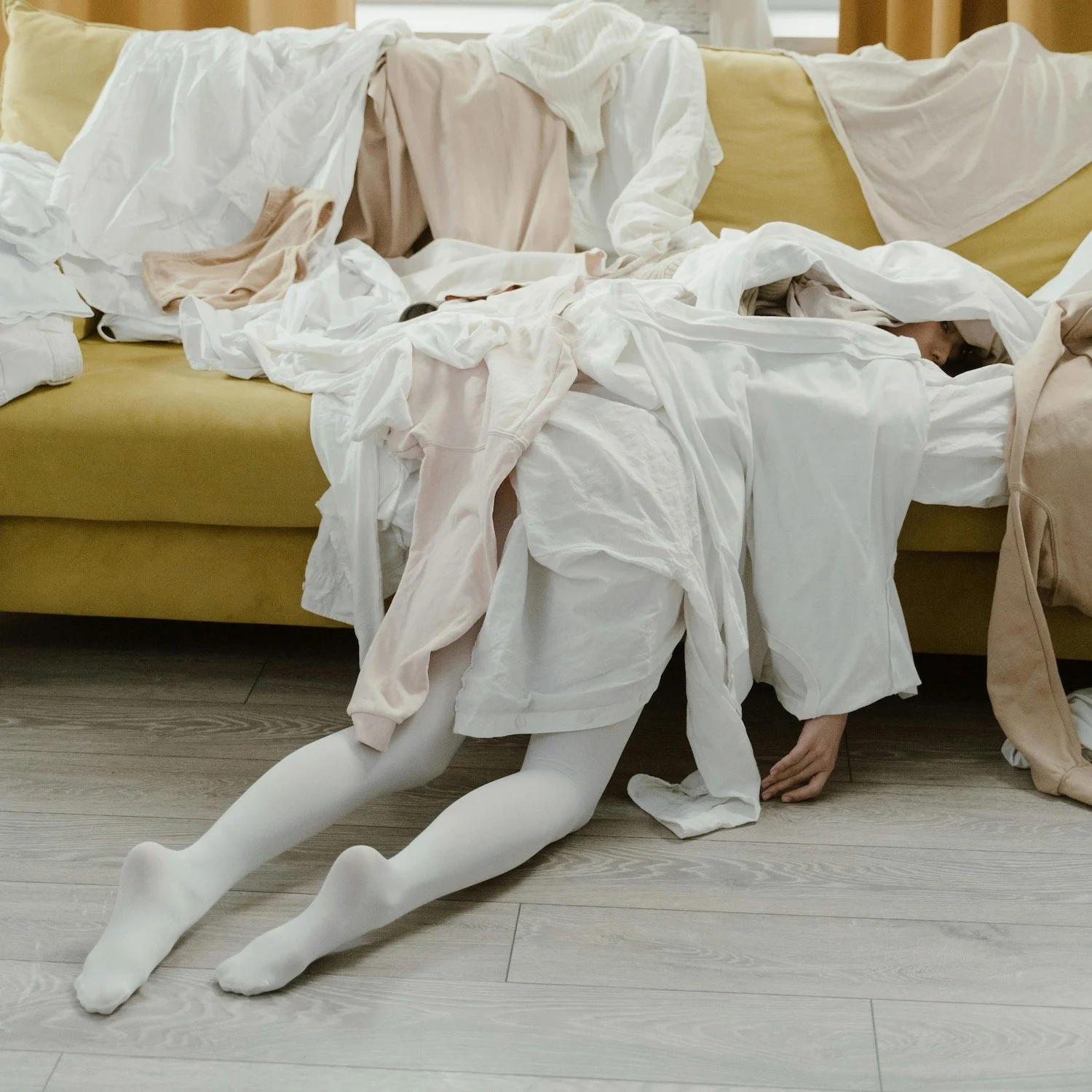 8 Symptoms That Make You Feel Crazy But Could All Be Signs Of High Cortisol