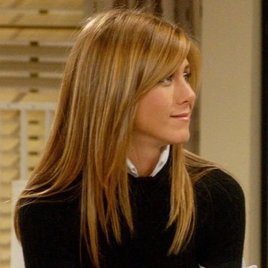This Is The Exact Brush Jennifer Aniston Uses On Her Perfect Perfect Hair