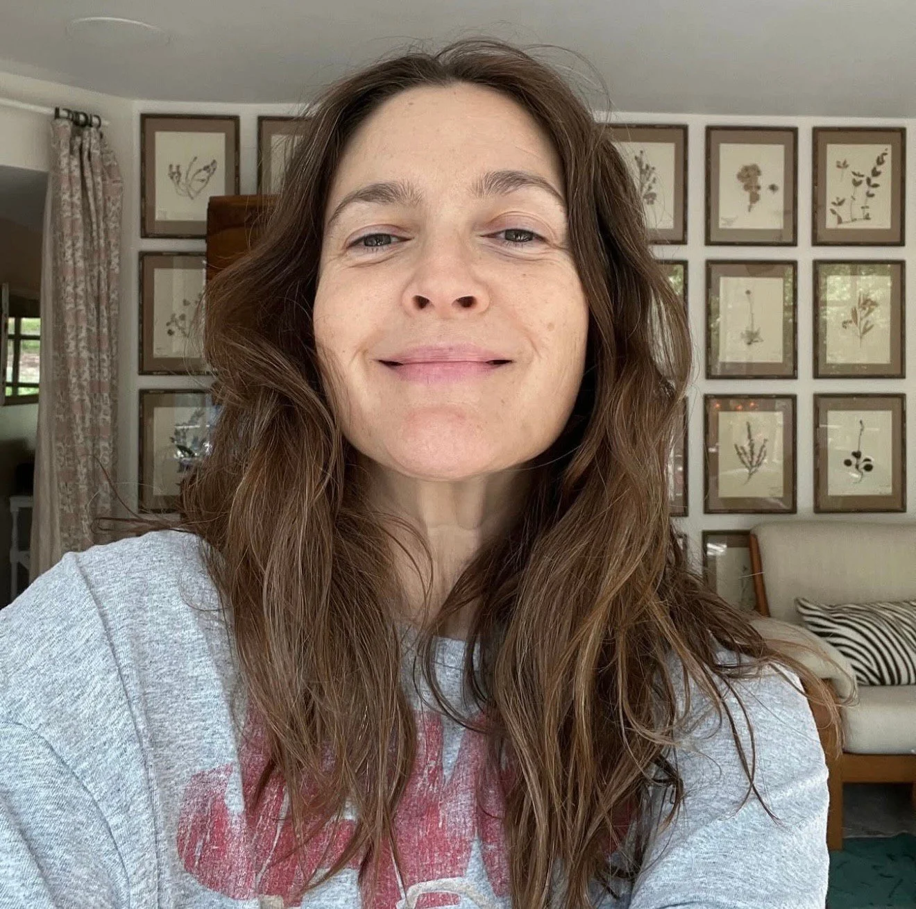 Drew B swears by this $19 drugstore moisturizer that makes her skin look like she&rsquo;s &ldquo;had a facial.&rdquo; We&rsquo;ve been using it for years. And we concur. 

Link in bio. 

#LetsTalkCandidly
Via @drewbarrymore
🔗: https://www.thecandidl