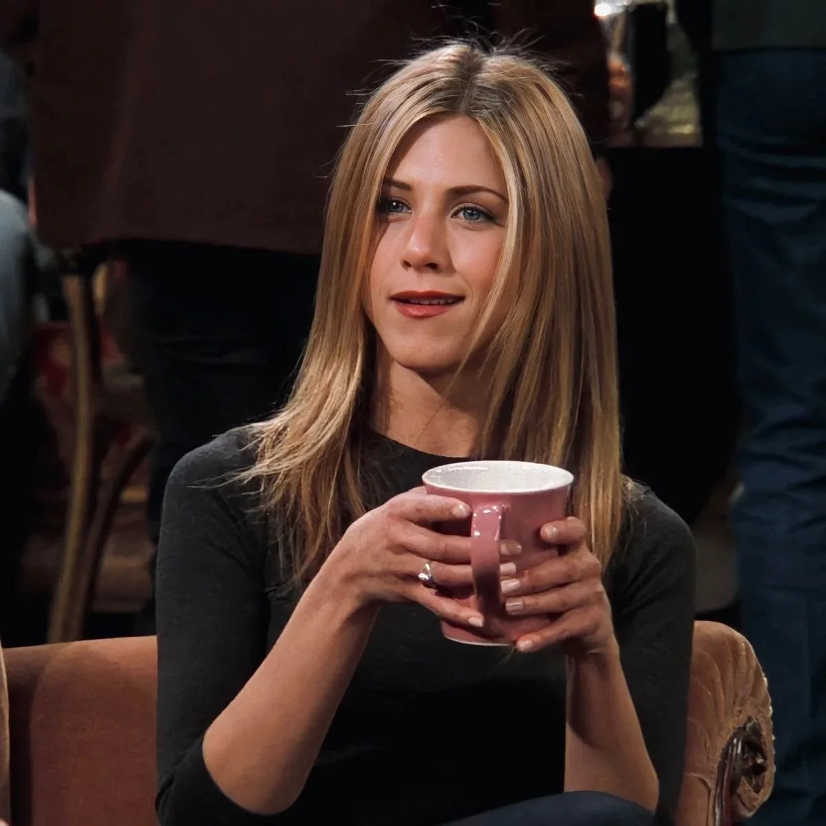 This Is The Exact Lipstick Color That Rachel Green Wore In Friends