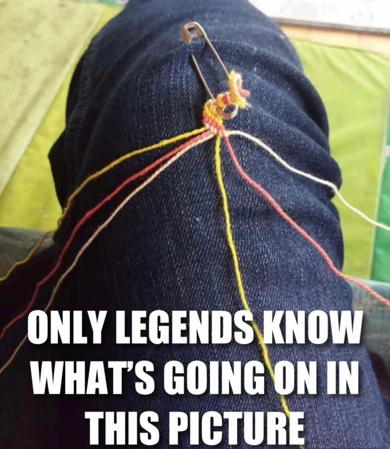 This + jelly bracelets = 🔥

#LetsTalkCandidly
Via @genxhumor