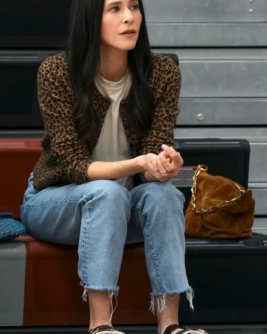 We recreated 5 of our favorite outfits, all for under $150. Which sort of sounds like a lot but it&rsquo;s the WHOLE outfit. And of course  the last photo is an outfit that cracked open our entire love of clothes to begin with. Obviously. 

Link in b