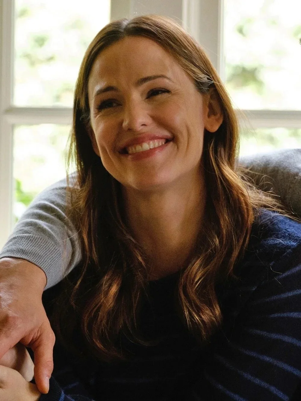 Here&rsquo;s exactly how to get the classic &ldquo;girl next door&rdquo; makeup with 11 products. But it needs to be these exact ones. 

Link in bio. 

#LetsTalkCandidly
Via Love Simon | 20th Century Fox | Jennifer Garner 
🔗: https://www.thecandidly