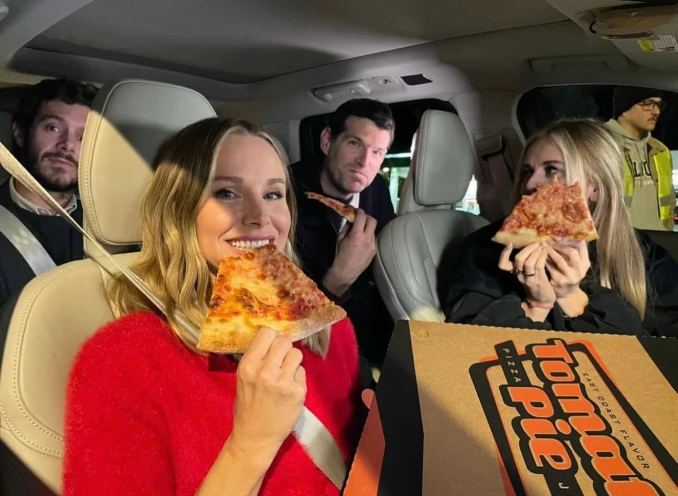 Kristen Bell uses a &ldquo;hack&rdquo; for how to eat carbs without a big blood sugar crash afterwards. And a dietician actually confirmed it&rsquo;s legit. We normally don&rsquo;t traffic in such things but this felt right. We&rsquo;ve been doing it