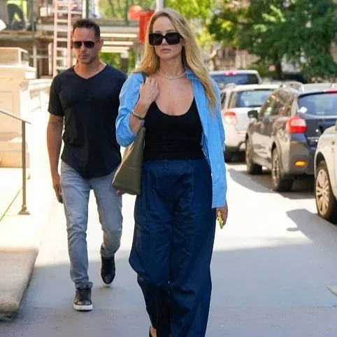 The 9 Untrendy Pieces We Bought To Create Our Dream Summer Capsule Wardrobe