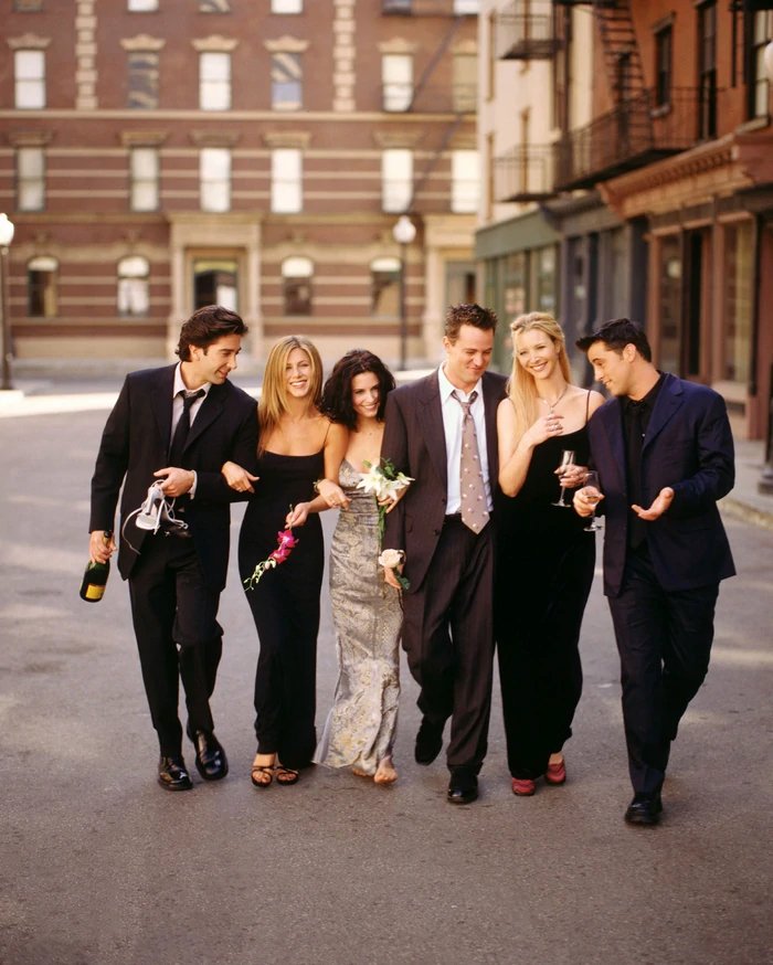 11 Dupes For Rachel's Most Iconic Outfits From Friends — The Candidly