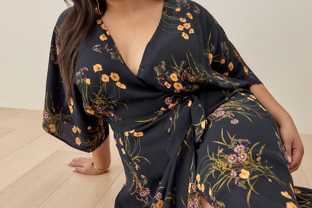 9 Flattering Dresses That Skim Your Stomach And Feel Like Loungewear — The  Candidly