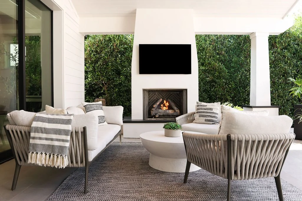 Outdoor space with fireplace