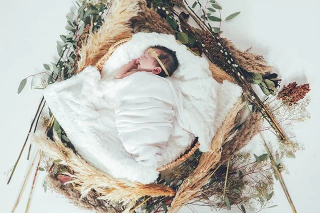 In case you may have missed the memo, I&rsquo;m a first time aunt..and I&rsquo;m obsessed!!! Here&rsquo;s to the beginning of many fun days, memories and photos with my precious niece, Phoenix. ✨