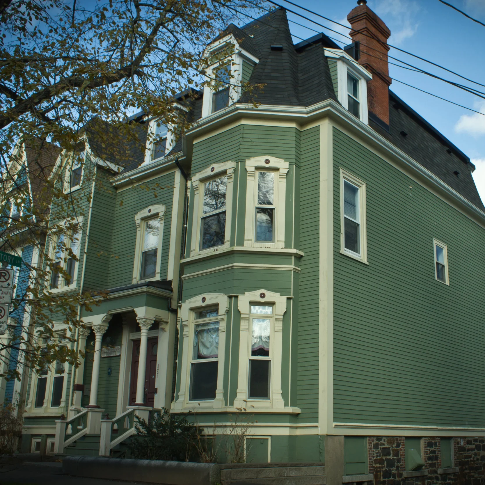 Photo+Adsum+House+by+Adam.jpg
