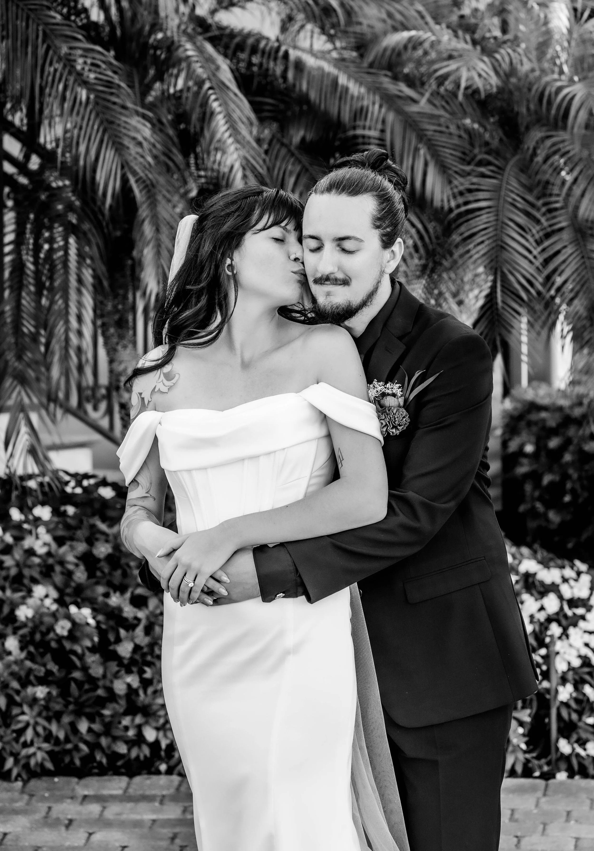 Howard.Wedding-04134-2.jpg