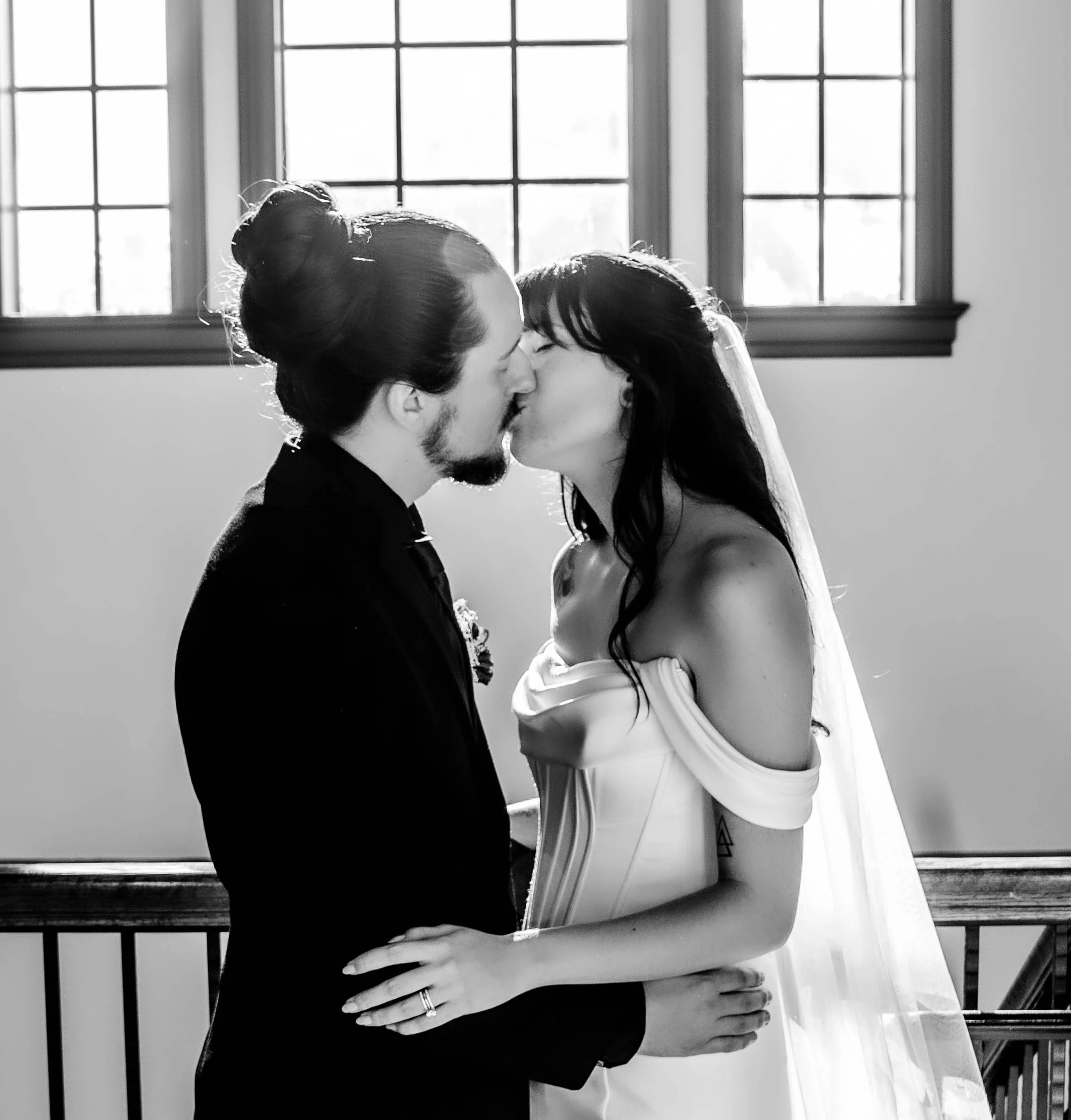 Howard.Wedding-04244-2.jpg