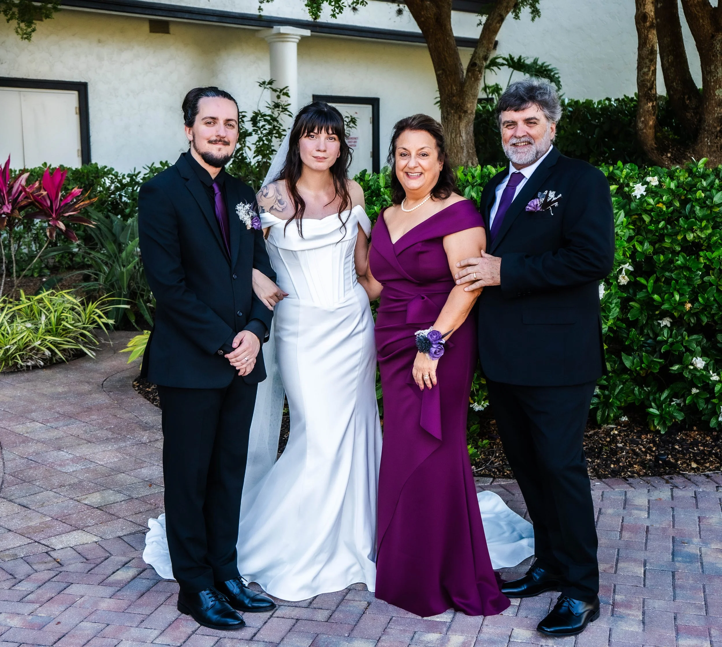 Howard.Wedding-04056.jpg