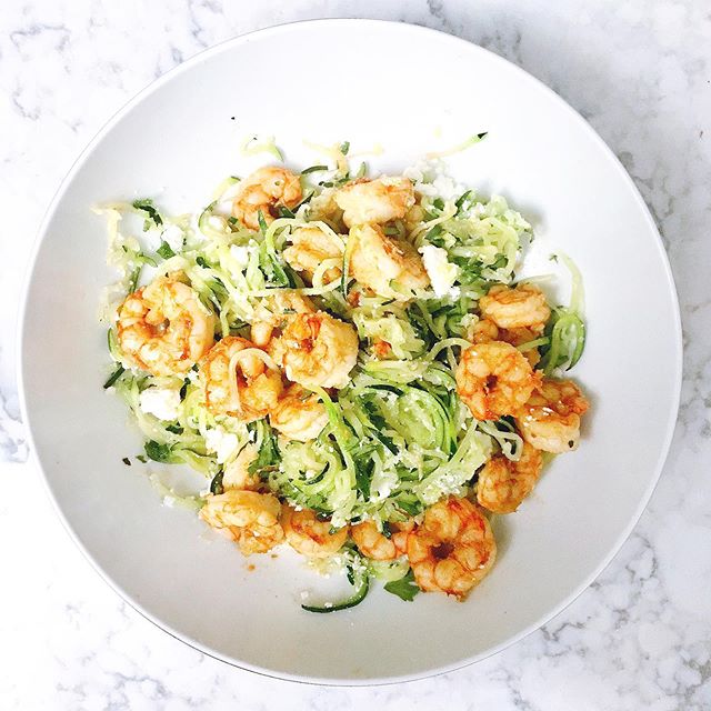 Ate this last night and still thinking about it this morning. 🦐 Recipe for chili lime shrimp zoodles is on the blog now (🔗 in bio)