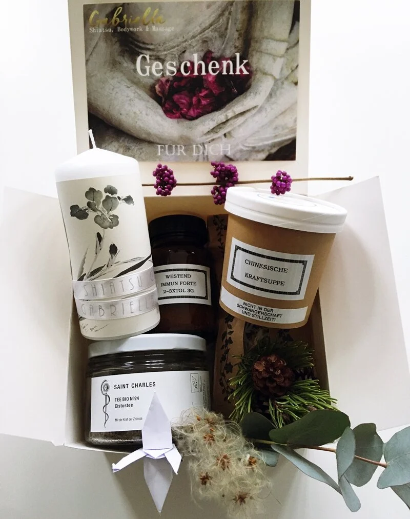 Nährende Winterbrühe - Ist das Baucherl' warm, freut sich unser JING