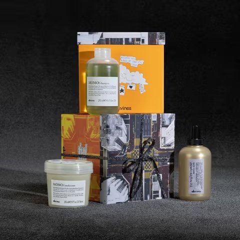 Davines MOMO Holiday Box