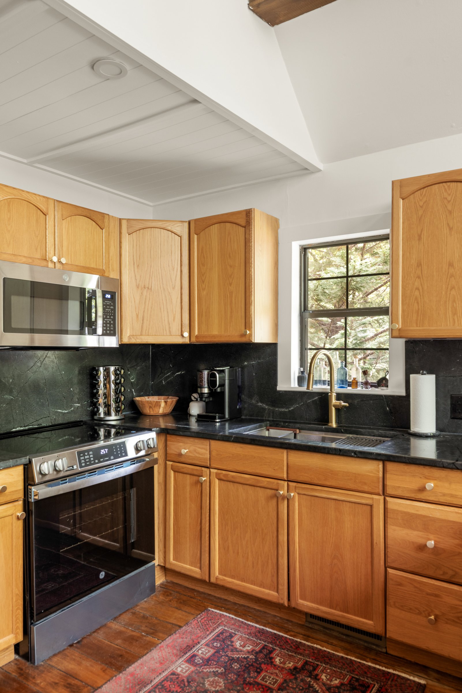 Kitchen_34-print-20260508_375indigo_edging051 copy.jpg