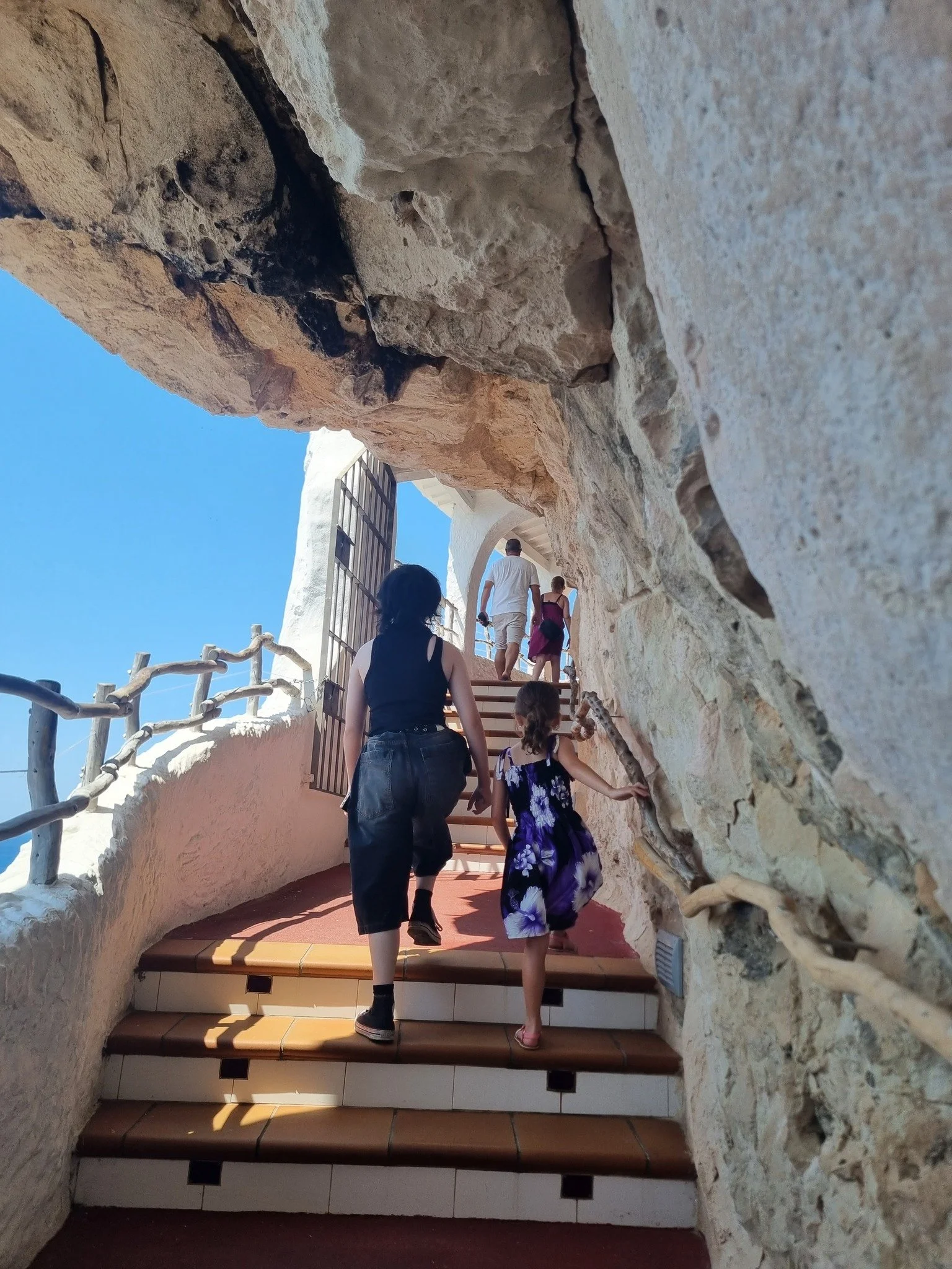 Back to school anxiety is ramping up in our house right now 📚😰

I know this feeling well - and I'm not just talking about the children's anxiety. Mine is increasing too. The dread, the &quot;what ifs&quot; spinning around, the increased sensitivity