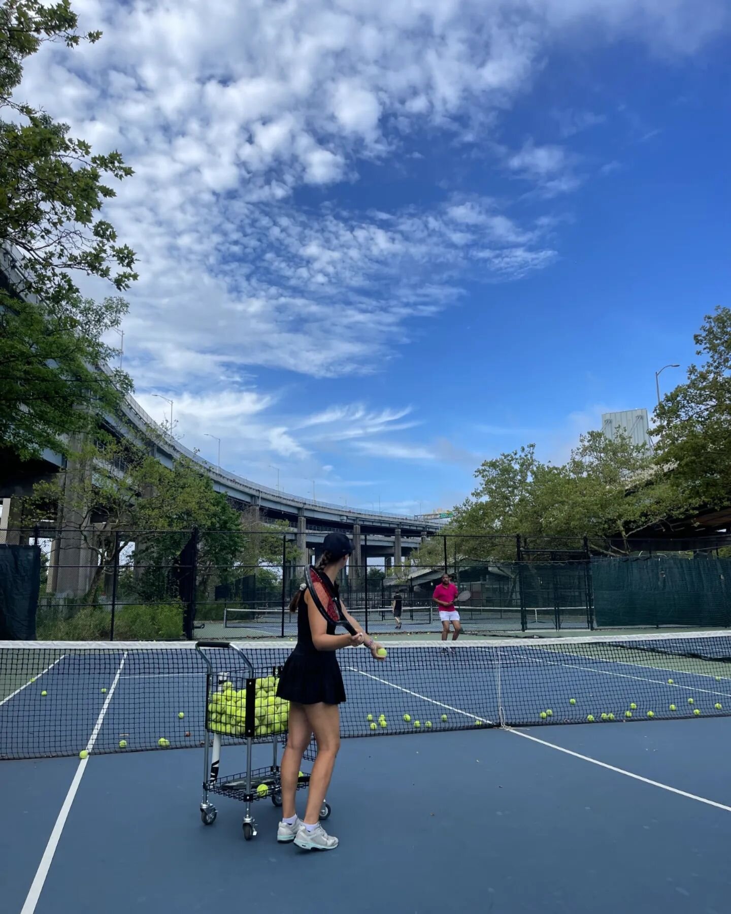 👋🥳😆❤️🎊 Drills are a great way to work on your muscle memory 👍😍💥🥰🎈 #tennisdrills #musclememory