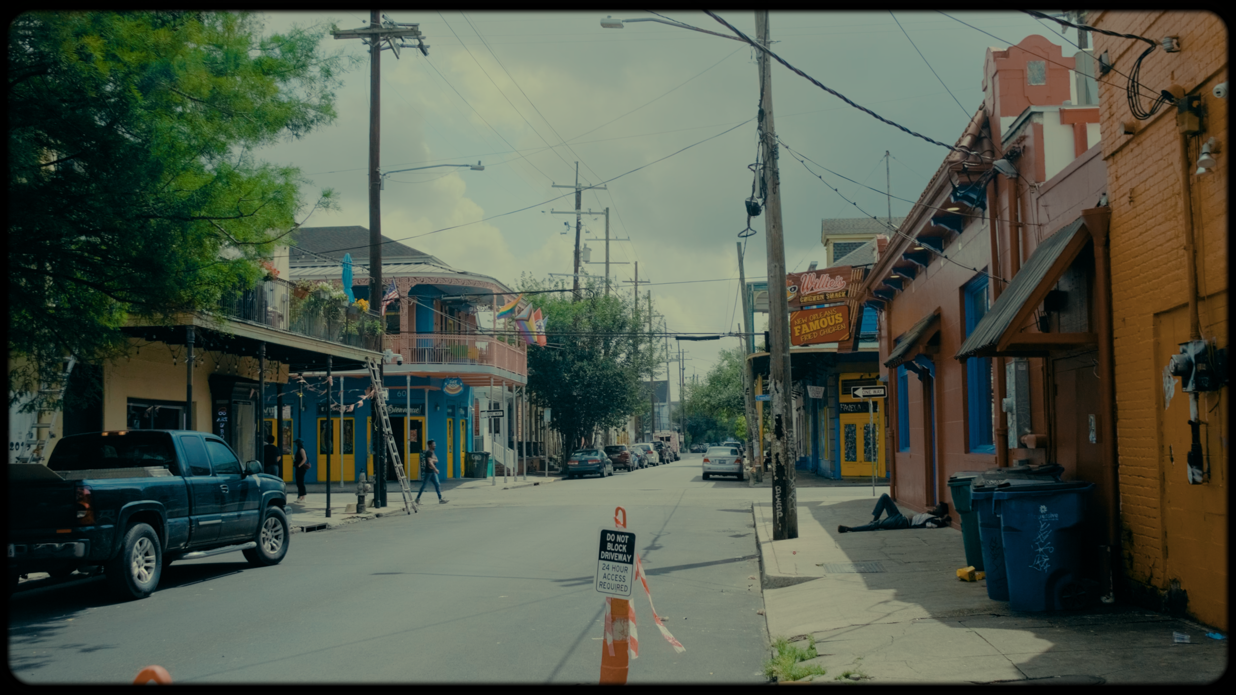 DSCF7738.00_00_52_15.Immagine024.png