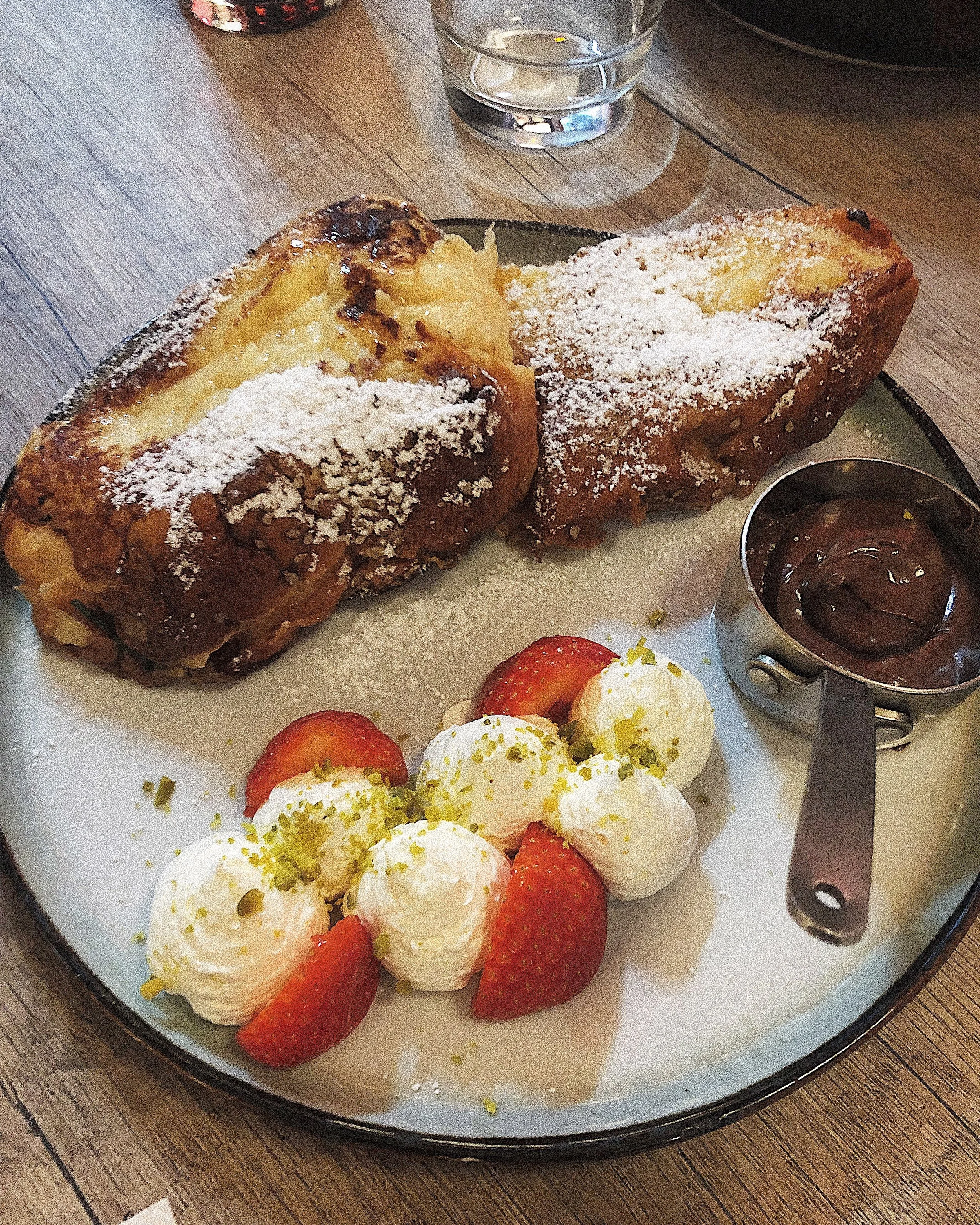 Photo credit : ©romiethefoodie