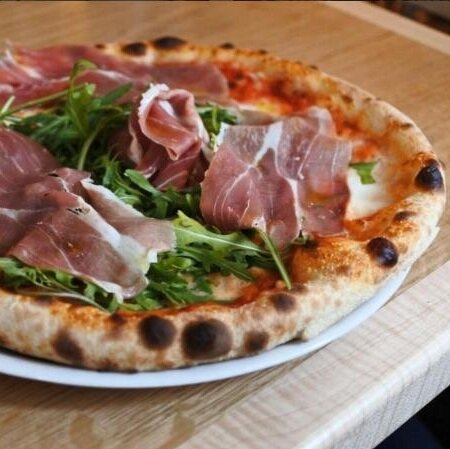 ham-and-rucola-pizza.jpg