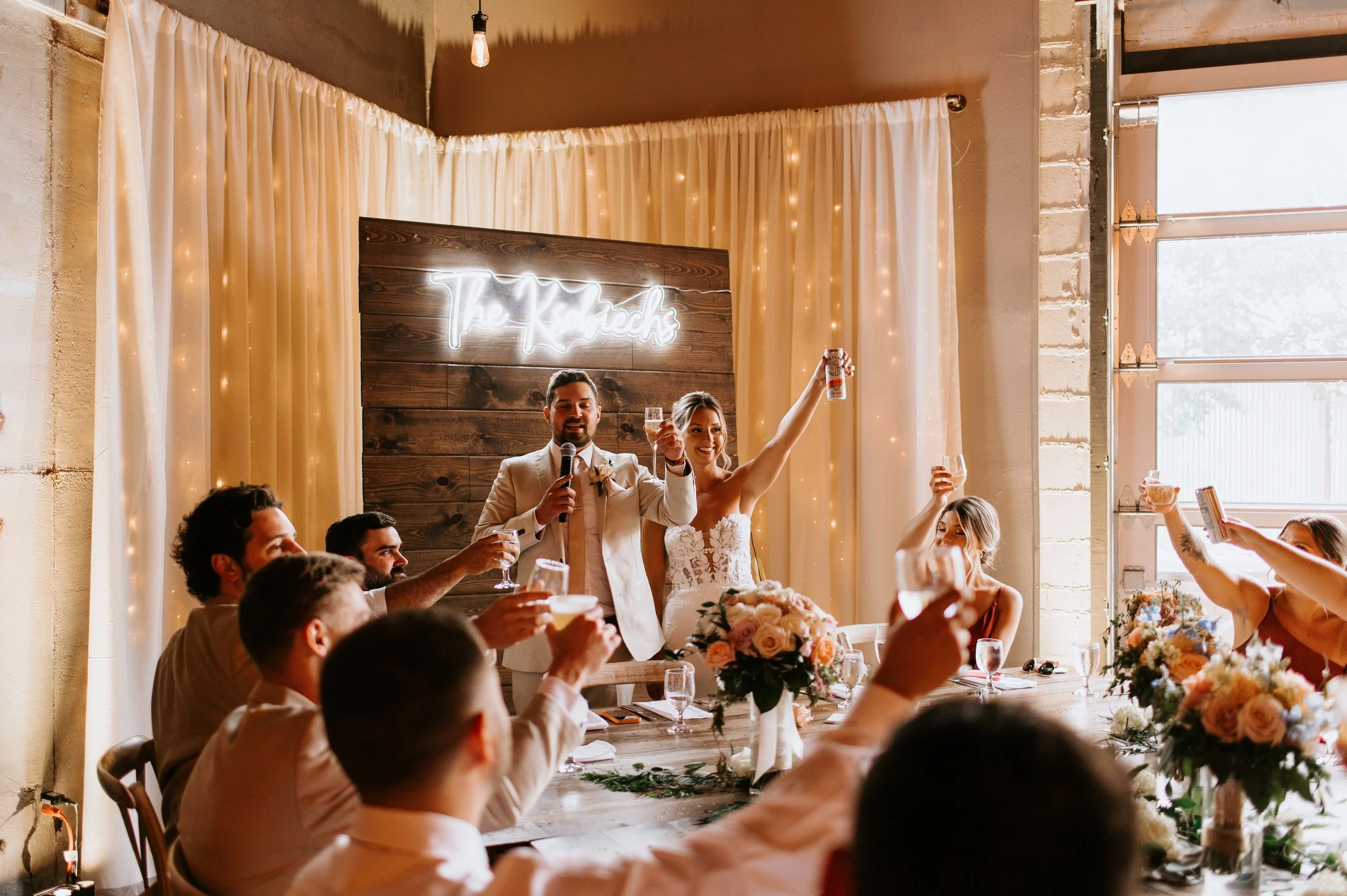 rehearsal dinner in milwaukee wisconsin, milwaukke wisconsin wedding venue, wedding rehearsal in milwaukee