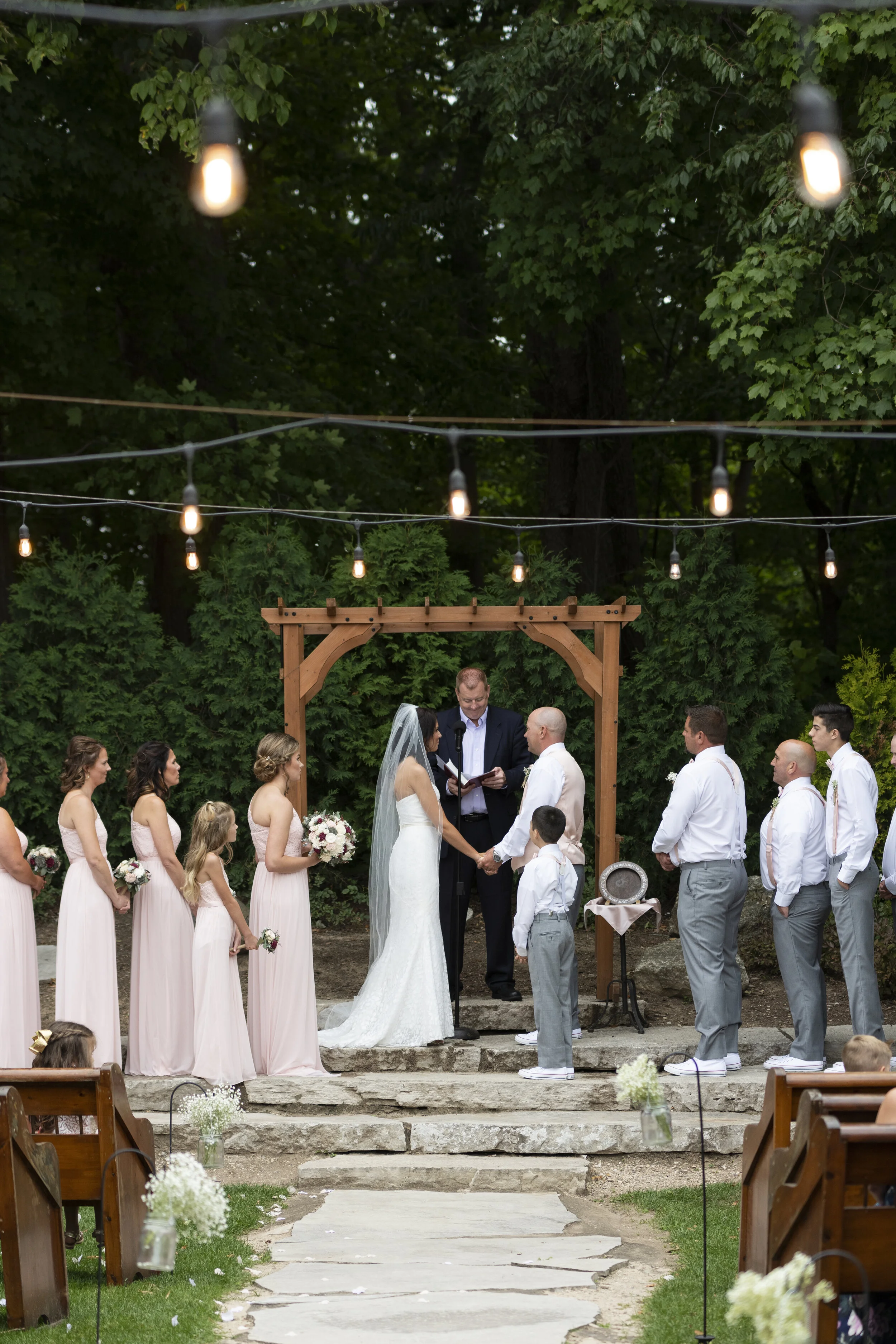 Wisconsin Wedding Venues with Outdoor and Indoor Ceremony and Reception ...