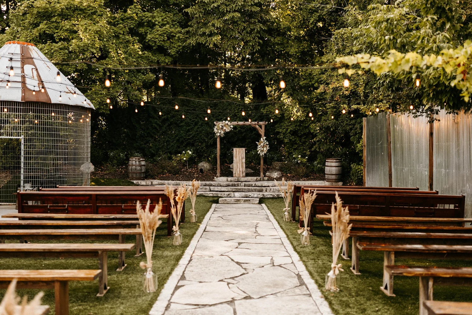 Wisconsin Wedding Venues with Outdoor and Indoor Ceremony and Reception ...