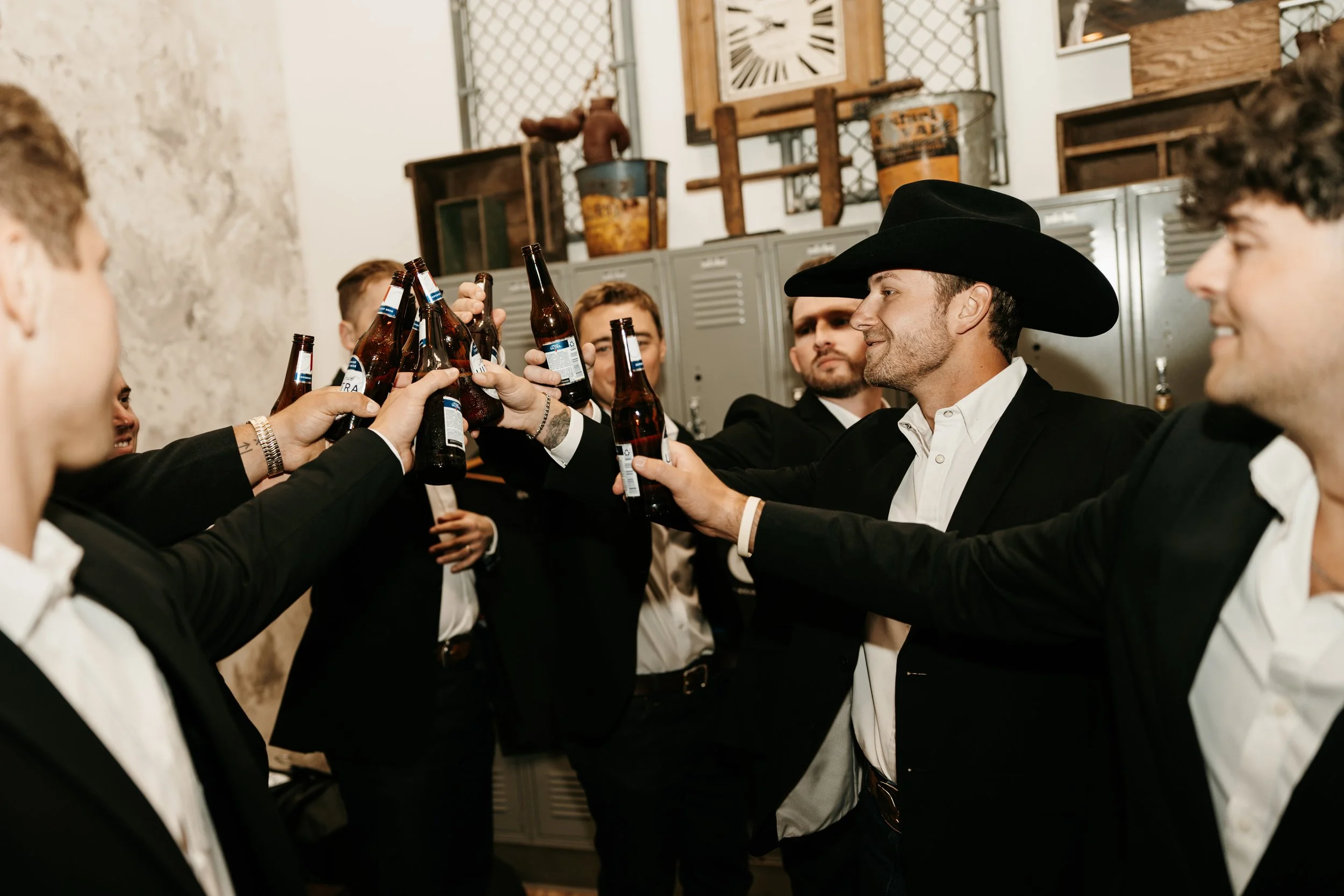 wedding venue comparison, wedding venue in southeast wisconsin, wedding venue near milwaukee wisconsin, wedding venue comparison checklist, wedding venue outdoor indoor ceremony