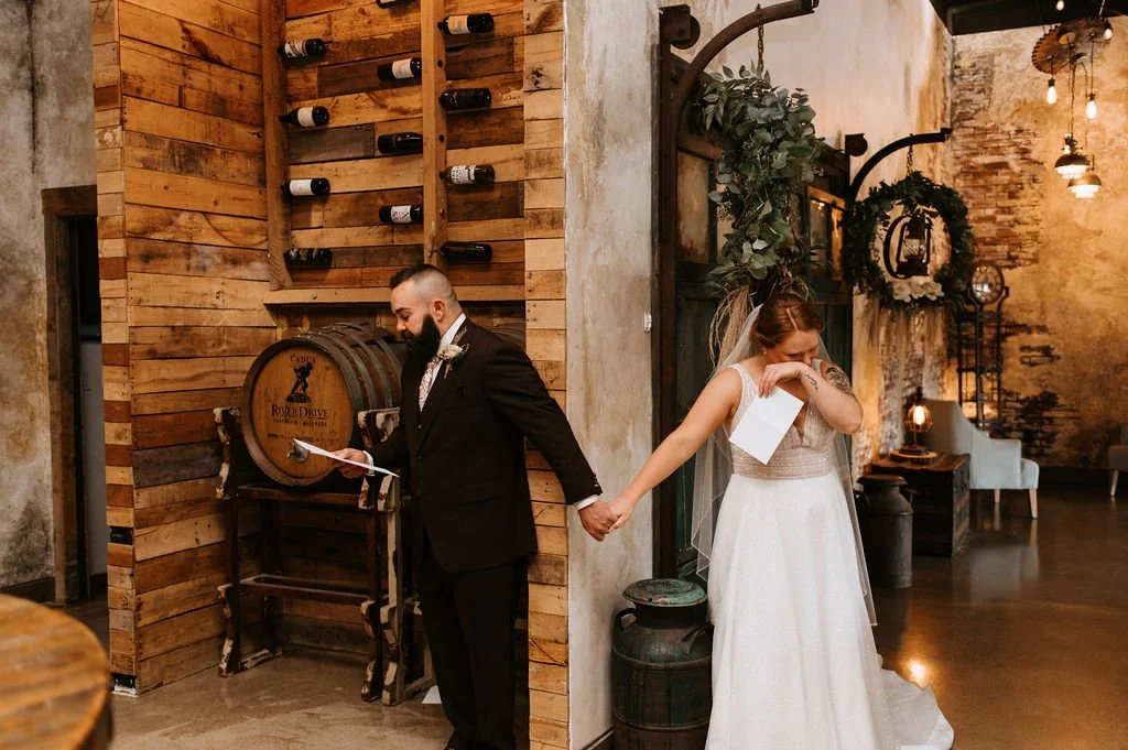 engagement photos milwaukee wisconsin, engagement pictures near milwaukee wisconsin