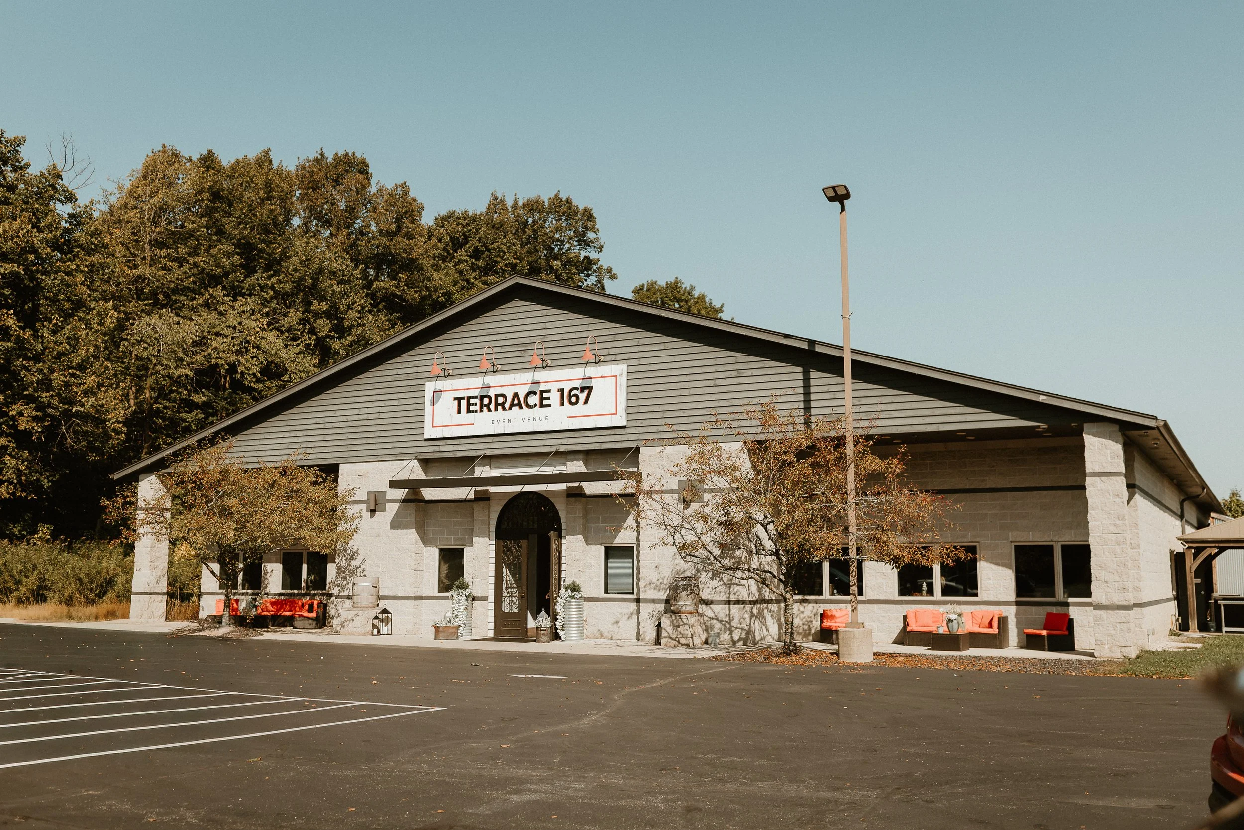 milwaukee wedding venue, wedding venue near milwaukee, wedding venue near me