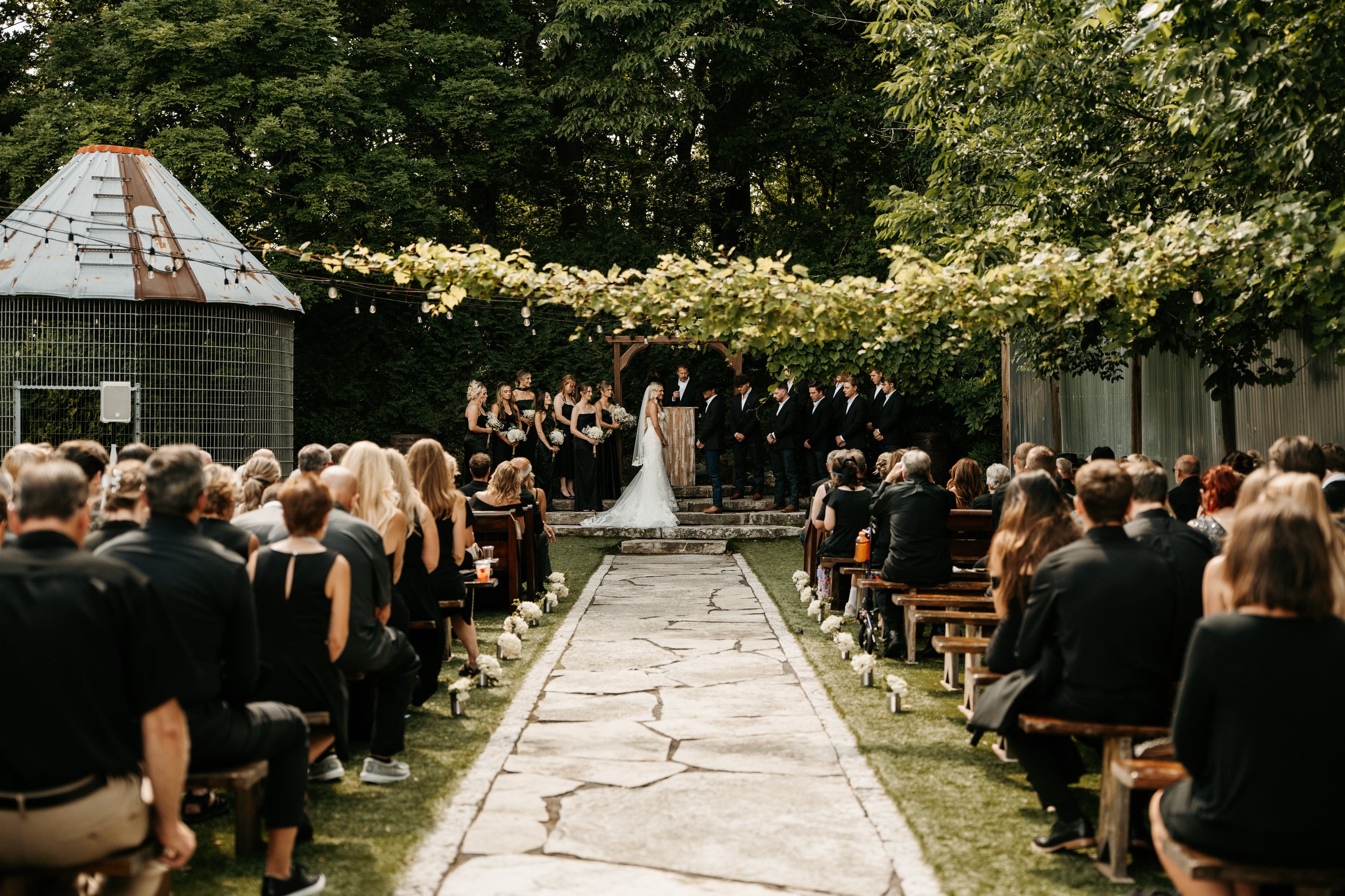 wedding venue comparison, wedding venue in southeast wisconsin, wedding venue near milwaukee wisconsin, wedding venue comparison checklist, wedding venue outdoor indoor ceremony