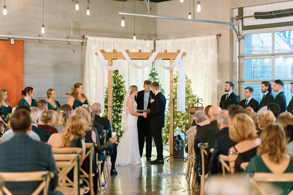 milwaukee wedding venue, wedding venue near milwaukee, wedding venue near me