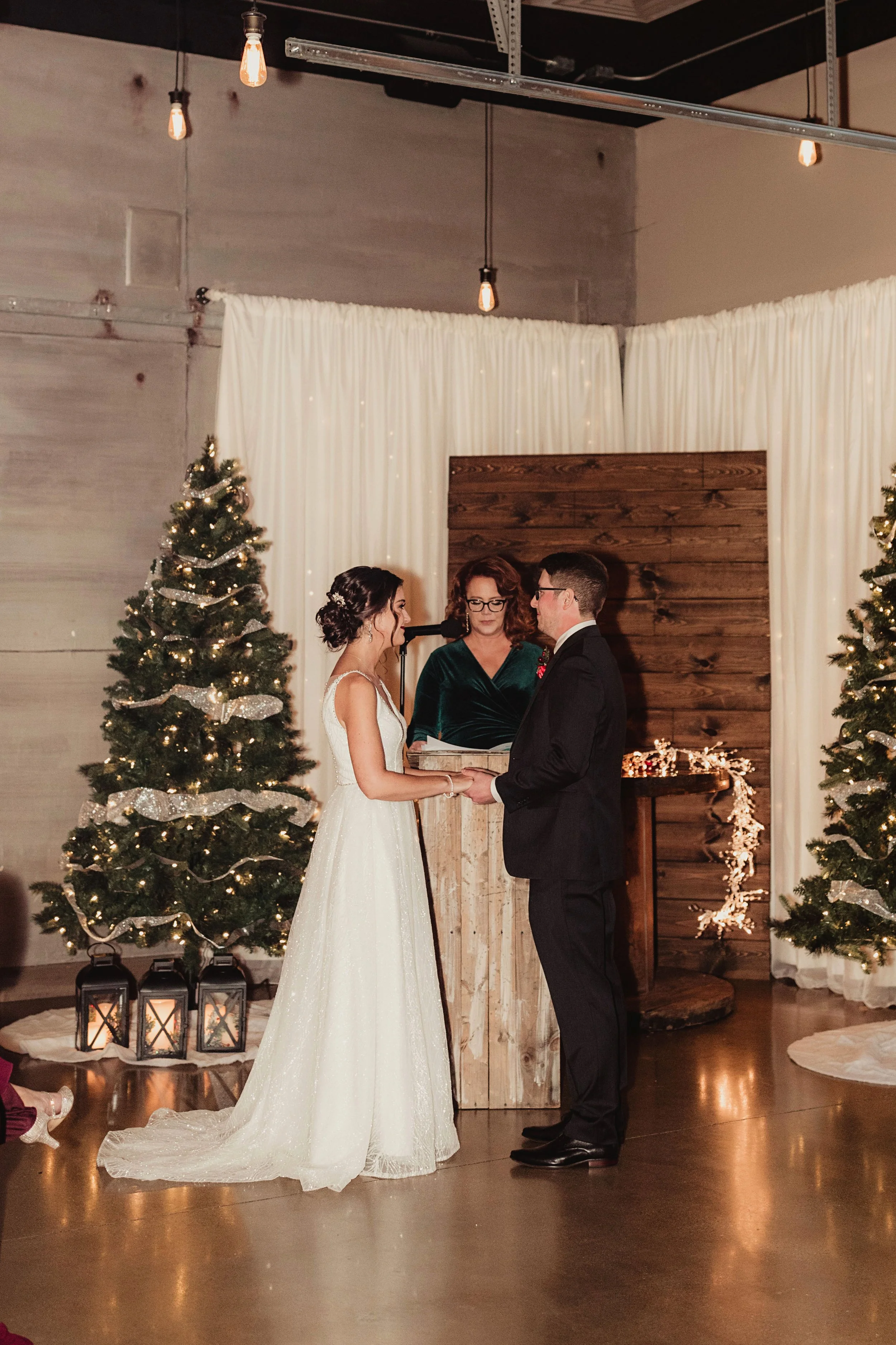 wedding ceremony, wedding, weekday wedding, wedding planning, bride, groom, terrace 167, 2026 bride, 2027 bride, wisconsin wedding venue, wisconsin wedding