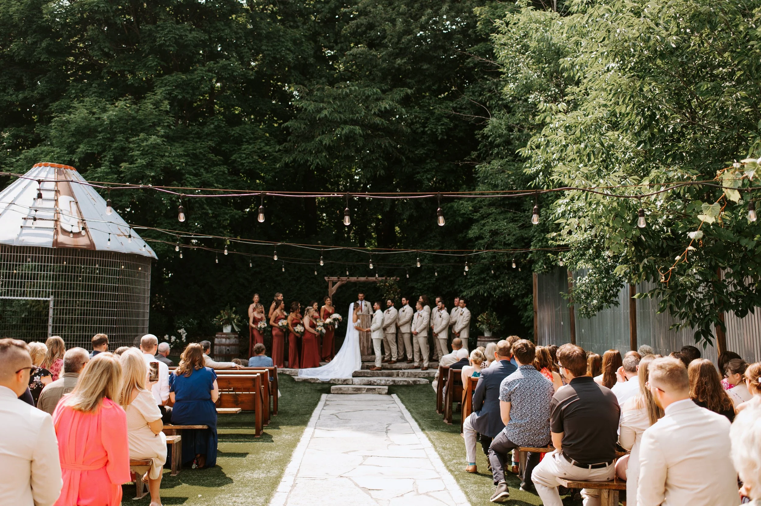 wedding venue near milwaukee wisconsin, milwaukee venue, wedding venue in southeast wisconsin, weddings,  outdoor ceremony, wedding ceremony, wedding venue, newly engaged