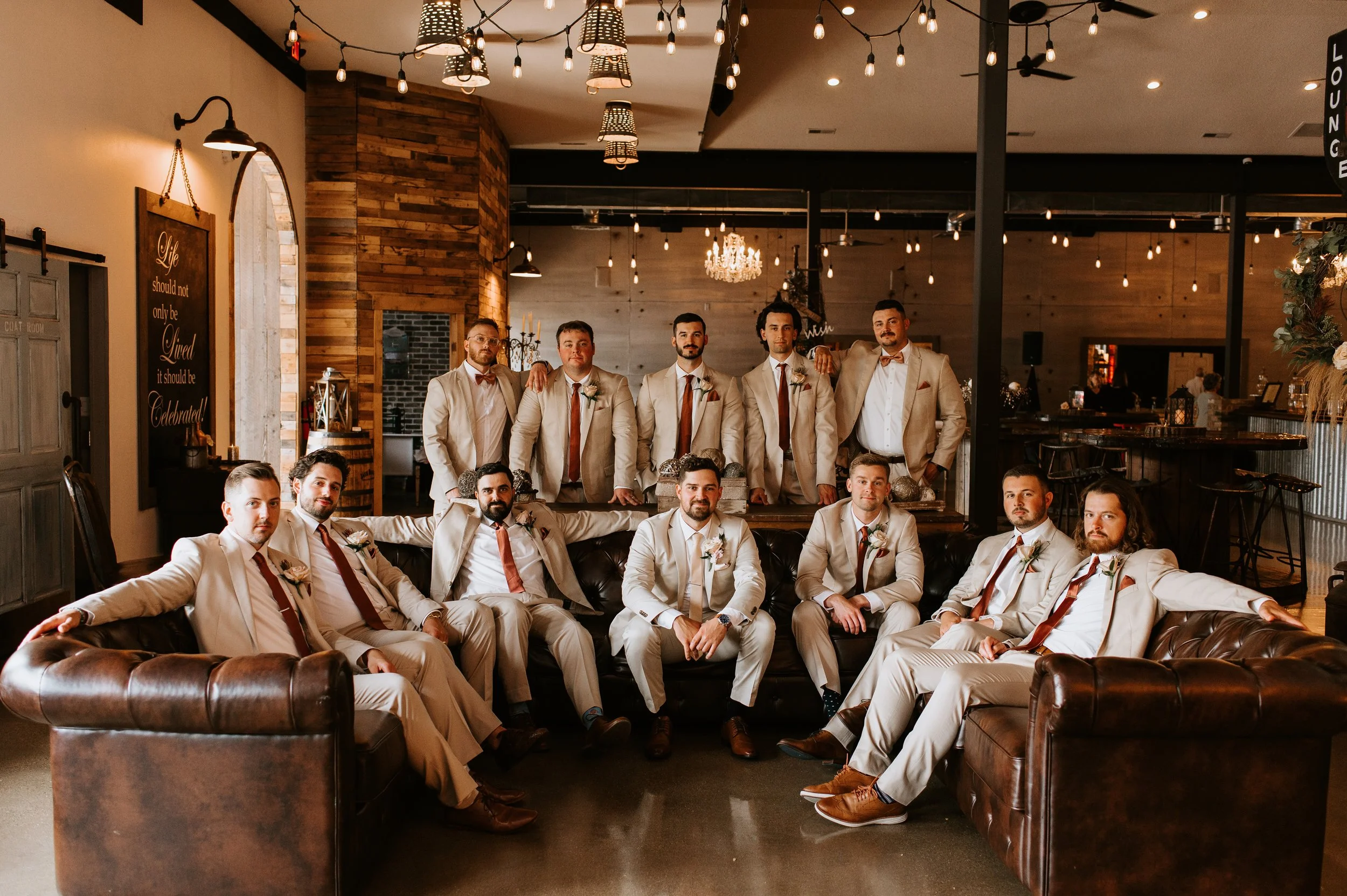 Milwaukee Wedding Venue for Engaged Couples, Wedding Venue in Milwaukee area