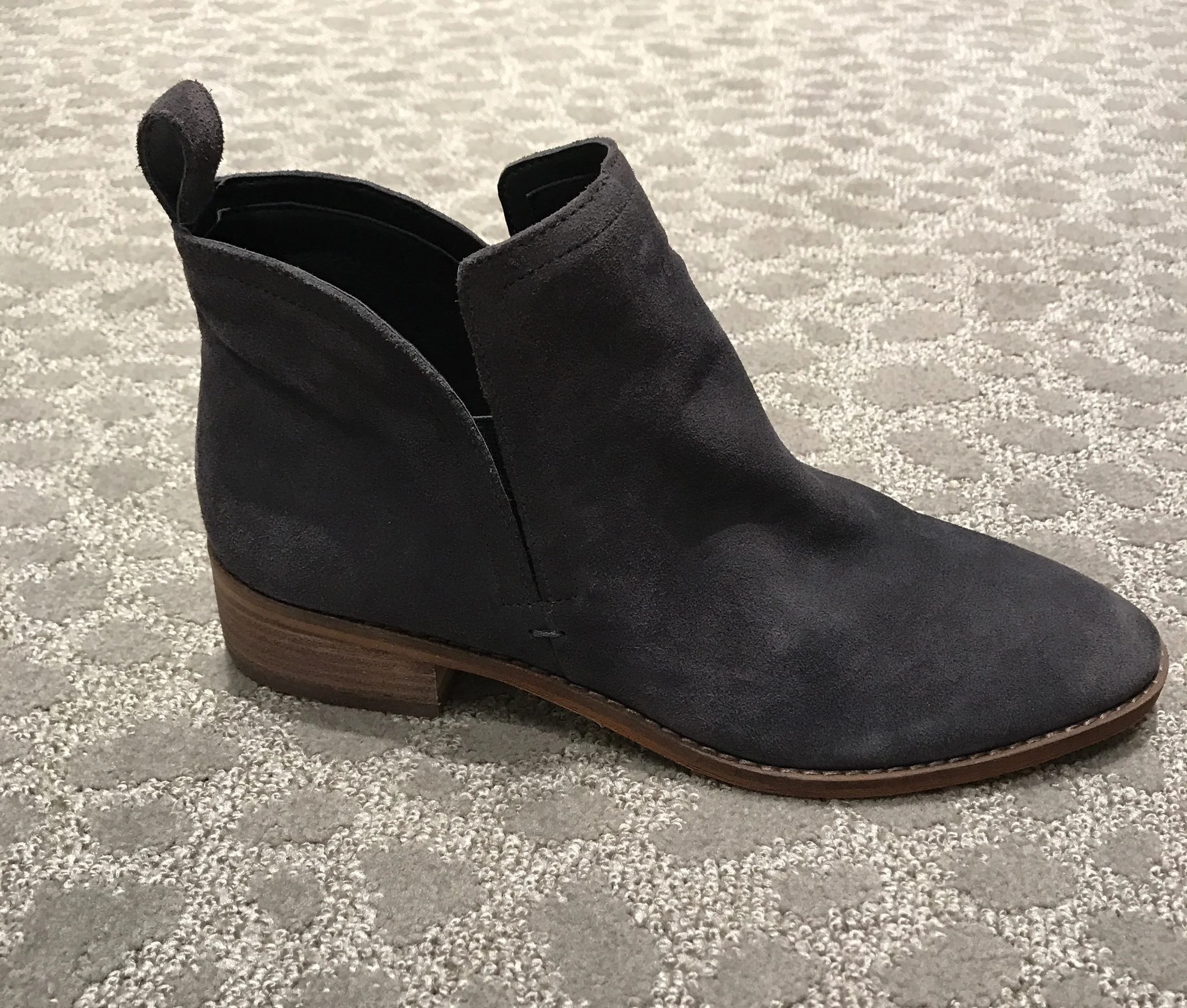 8-pairs-of-shoes-every-woman-needs-8.jpg
