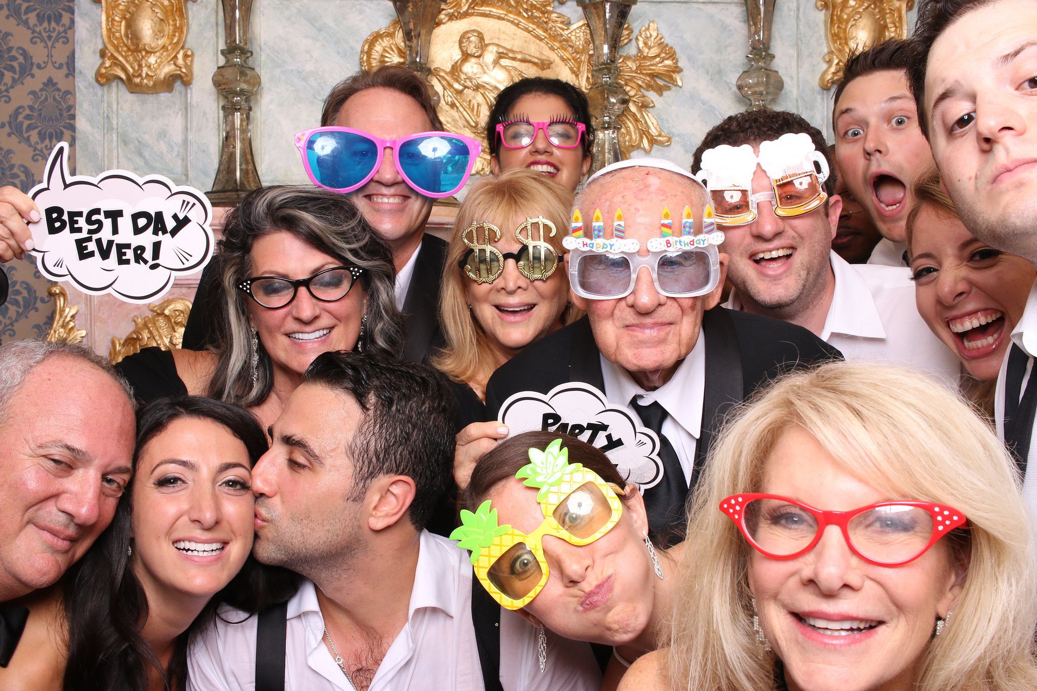 Photo Booth Rental Chicago 1.jpg