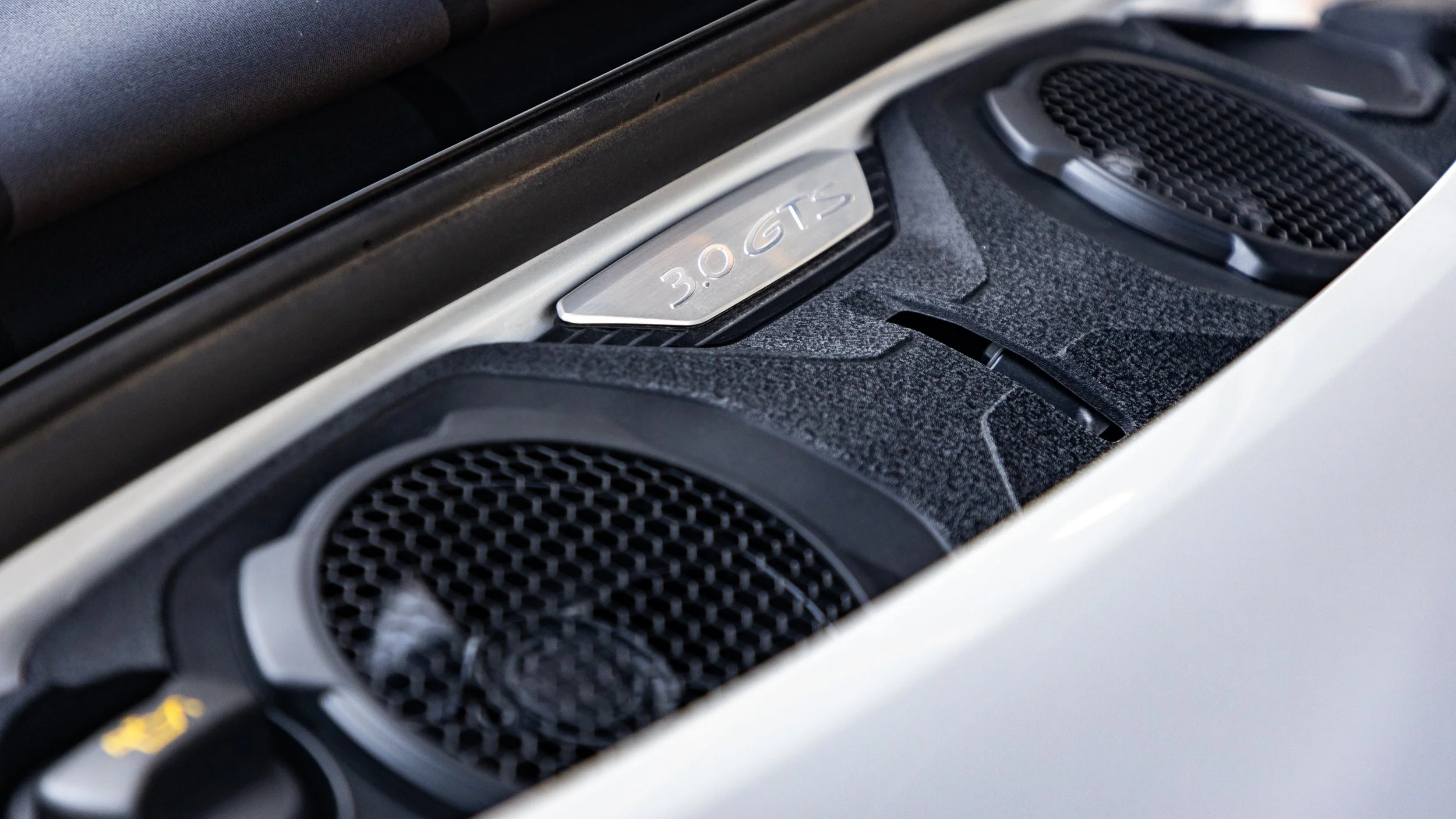 2022_Porsche_911GTSCabriolet_Review_49.JPG