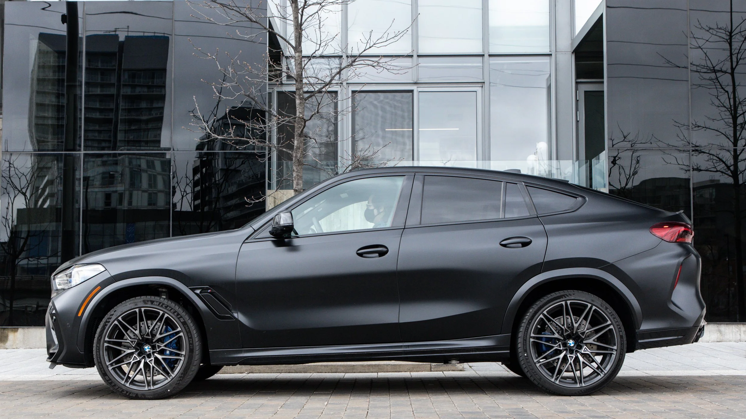 BMW_X6M_Comp_Review-4.JPG