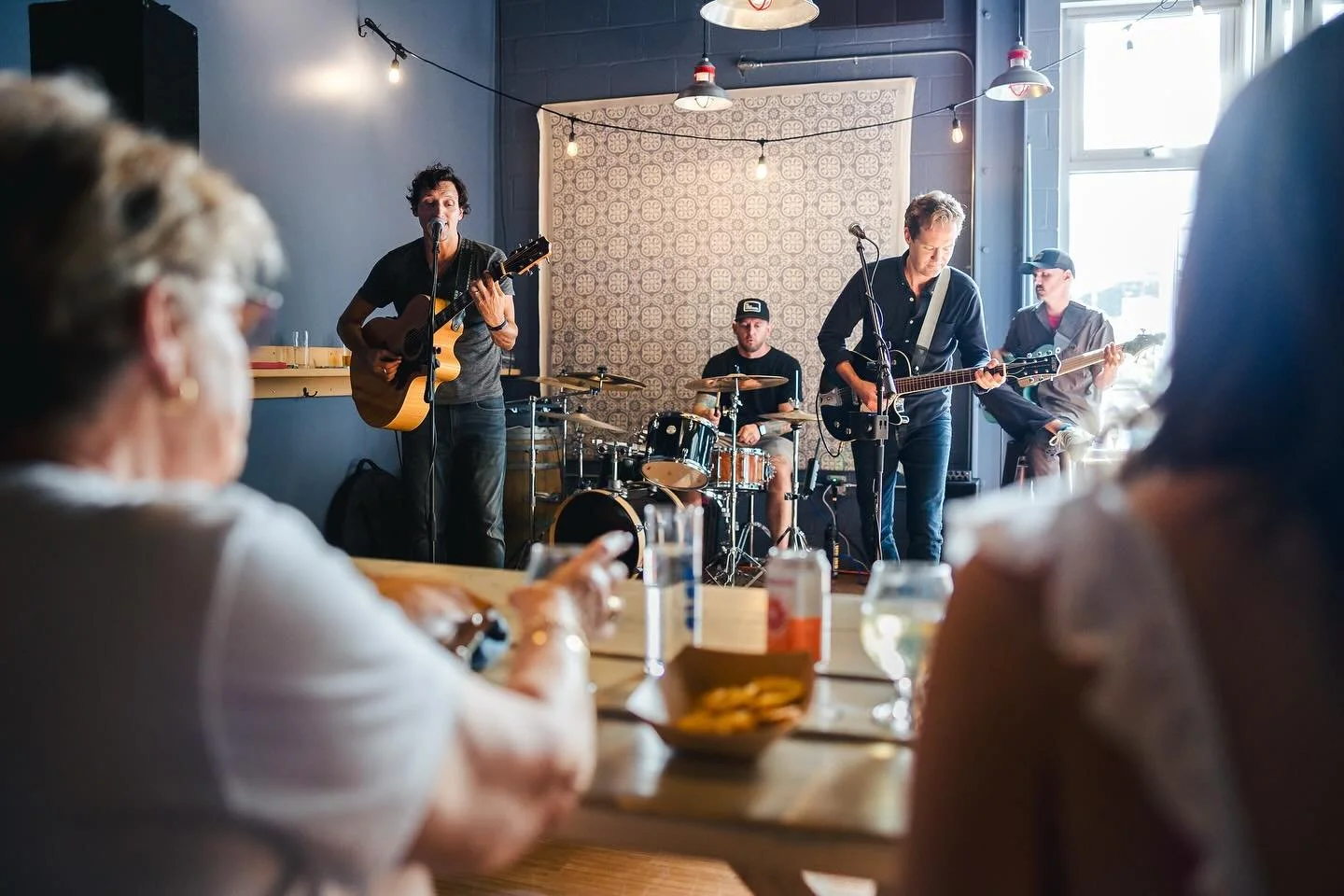 We finally got out of the house and played some live music! Thank you to all of our friends and family who turned our Sunday afternoon into a mini Cahill reunion. Here are a few photos taken by our friend and super talented photographer @jasoncoreyph