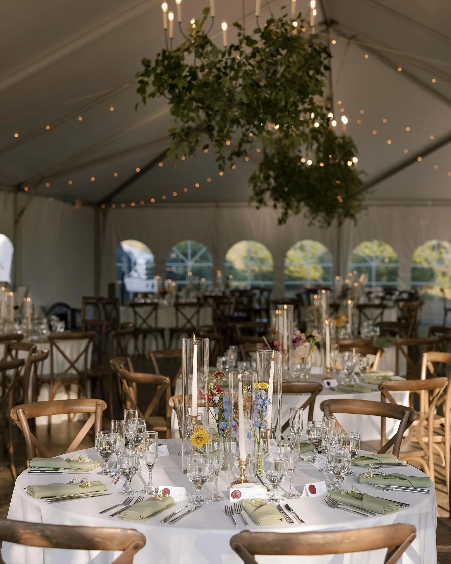 Your wedding day shouldn&rsquo;t rely on luck&mdash;just thoughtful planning, intentional details, and a dedicated team.

But we&rsquo;ll take a little extra luck any day ☘️

Coordination @alloreevents 
Photography @aln_images 
Venue @glenellenfarm 

